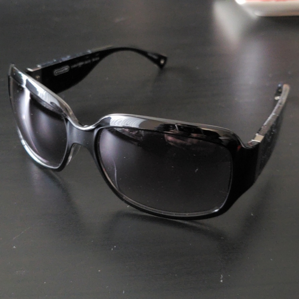 Coach Christiana Sunglasses (Black)